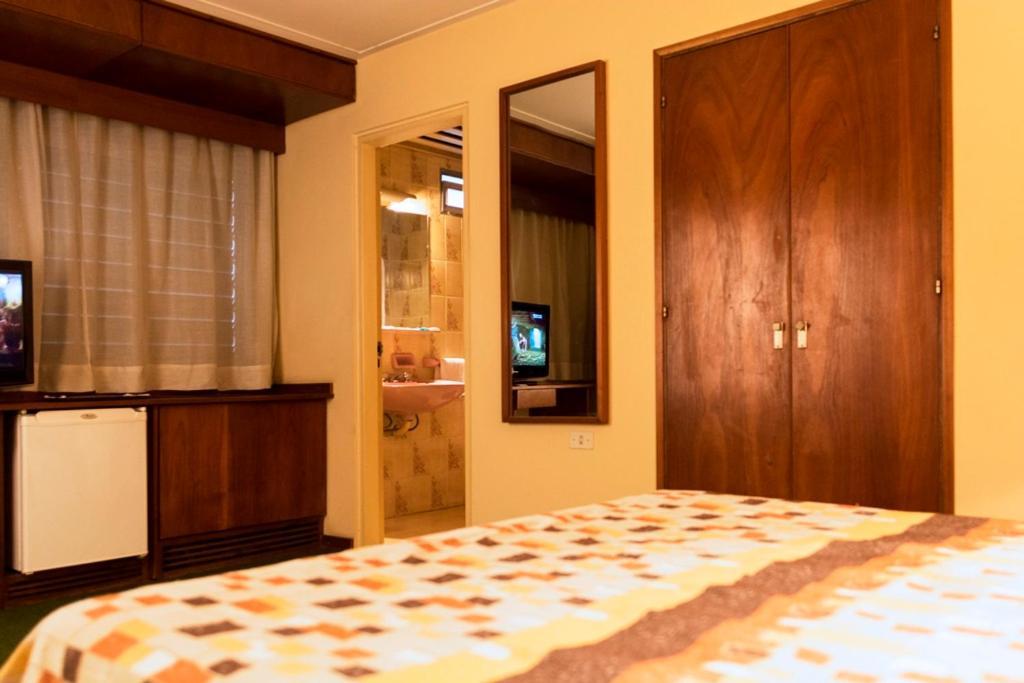 Hotel Del Jardin サンミゲルデトゥクマン エクステリア 写真