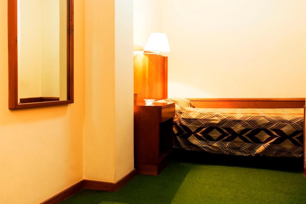 Hotel Del Jardin サンミゲルデトゥクマン エクステリア 写真